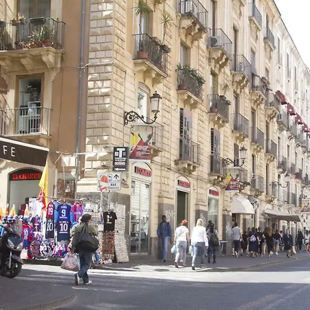 Bed & Breakfast The Artist's Centro Catania