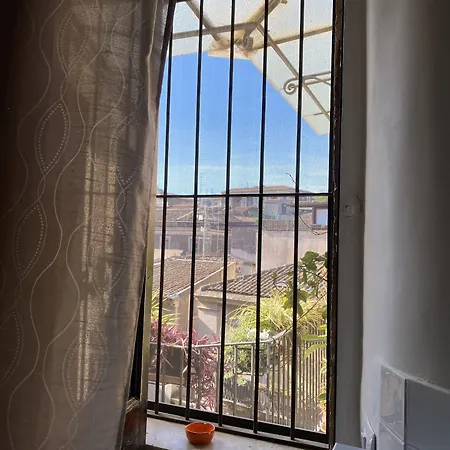 לינה וארוחת בוקר The Artist's Centro